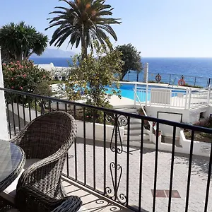 Apartment Tuhillo 1i Menyber, Nerja